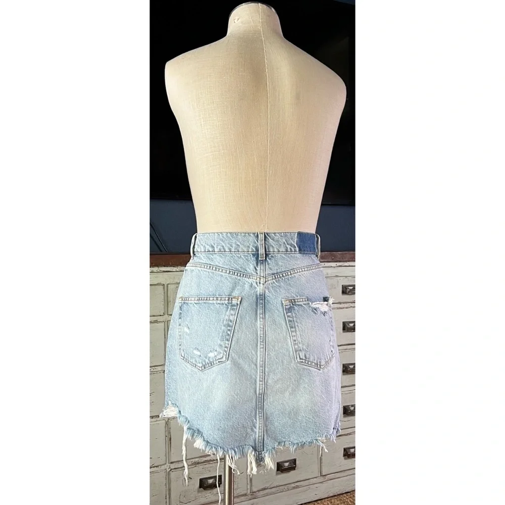 Anthropologie Pilcro Destroyed Denim Mini Skirt Size 0 - Picture 11 of 13